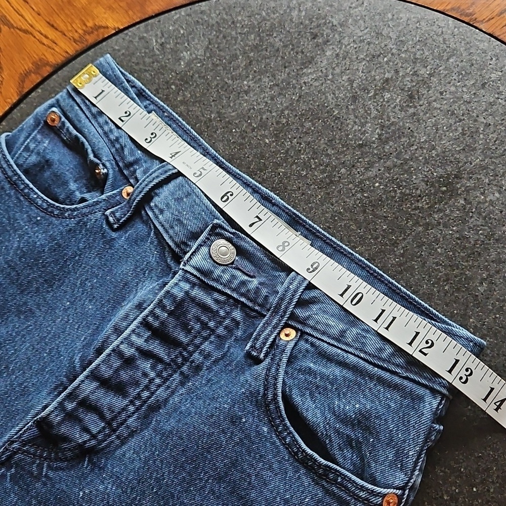 Levi's Wedgie Straight Fit Ankle Length Blue Womens Jeans Size 26 - Picture 11 of 14